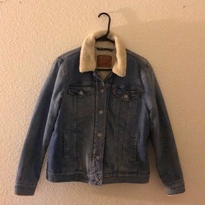 Levi’s denim trucker jacket